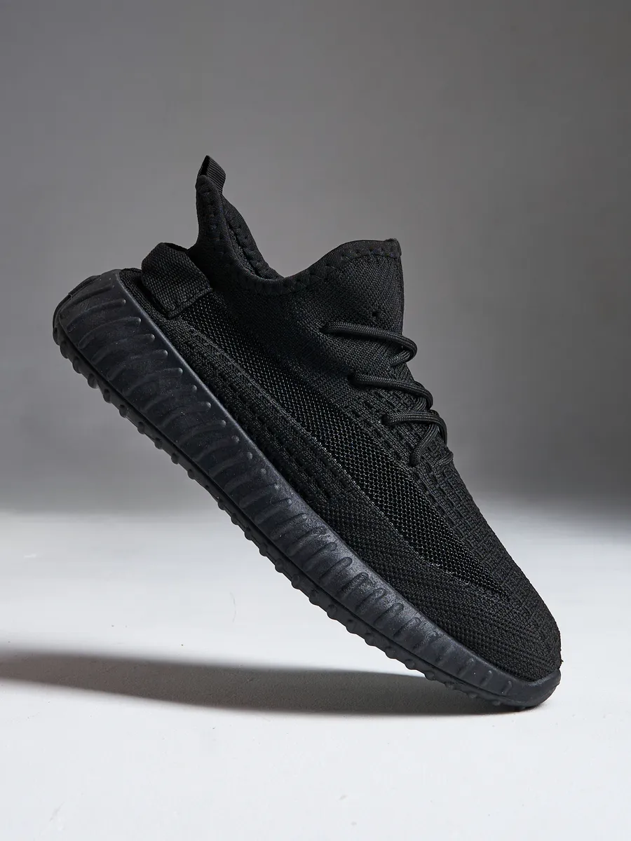 кроссовки Yeezy