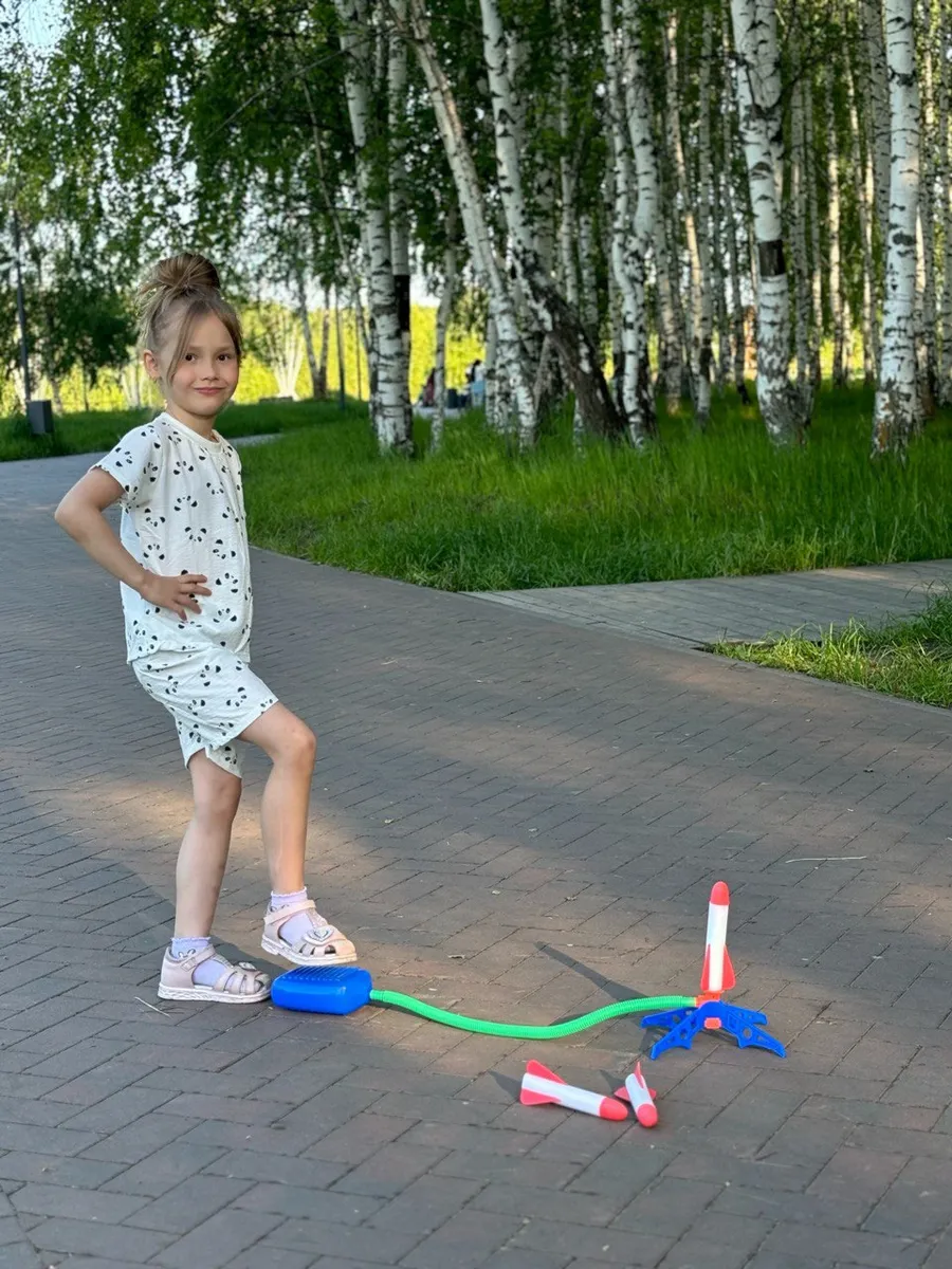 Летающая игрушка ракета
