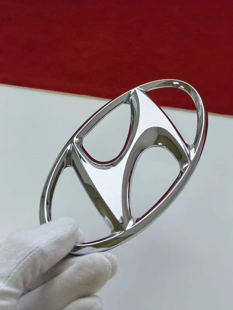 Эмблема Hyundai 145*74 мм значок шильдик Hyundai