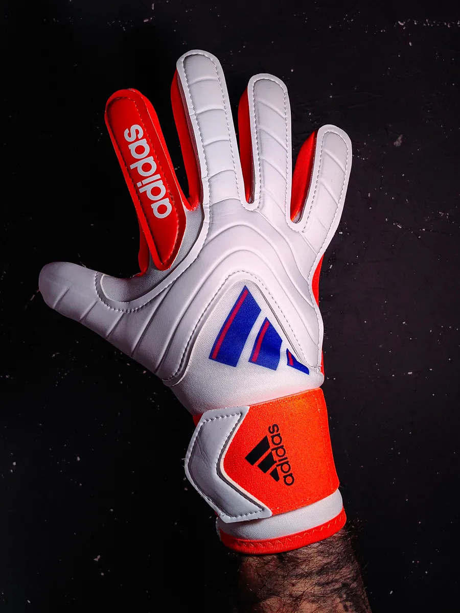 Вратарские перчатки Copa Pro Coral Blaze