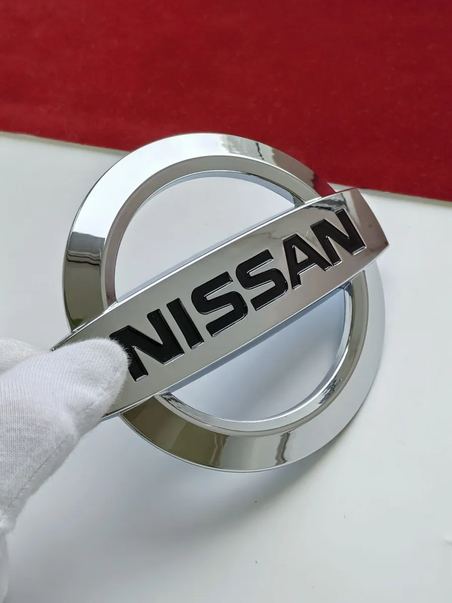 Эмблема Nissan 106 мм шильдик значок Nissan